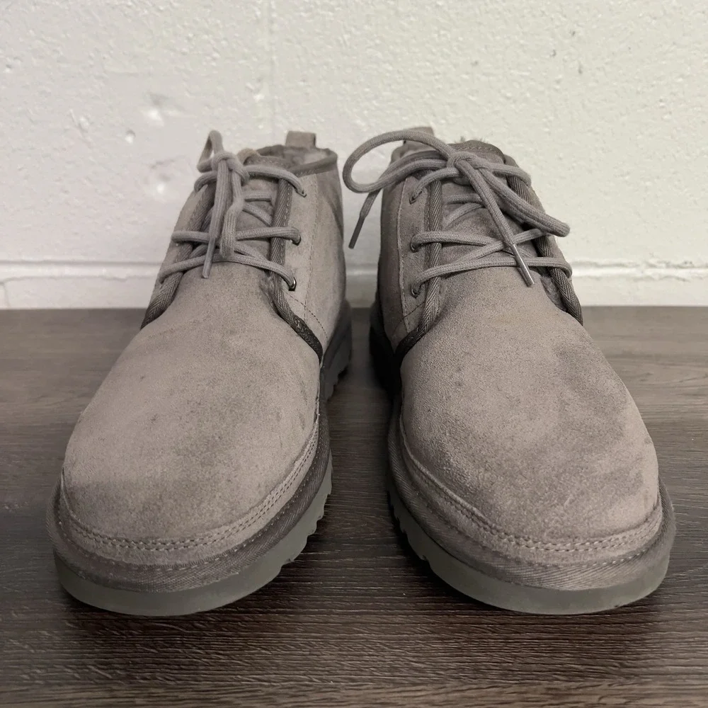 UGG Neumel Gray‎ Suede Chukka Boots Men's Size 11 Sheepskin Lined Casual Shoes